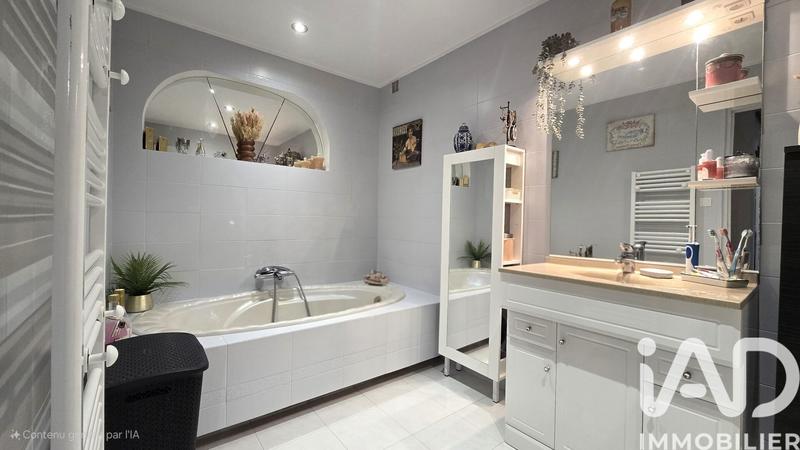 Maison - 143 m² - 4 pièces