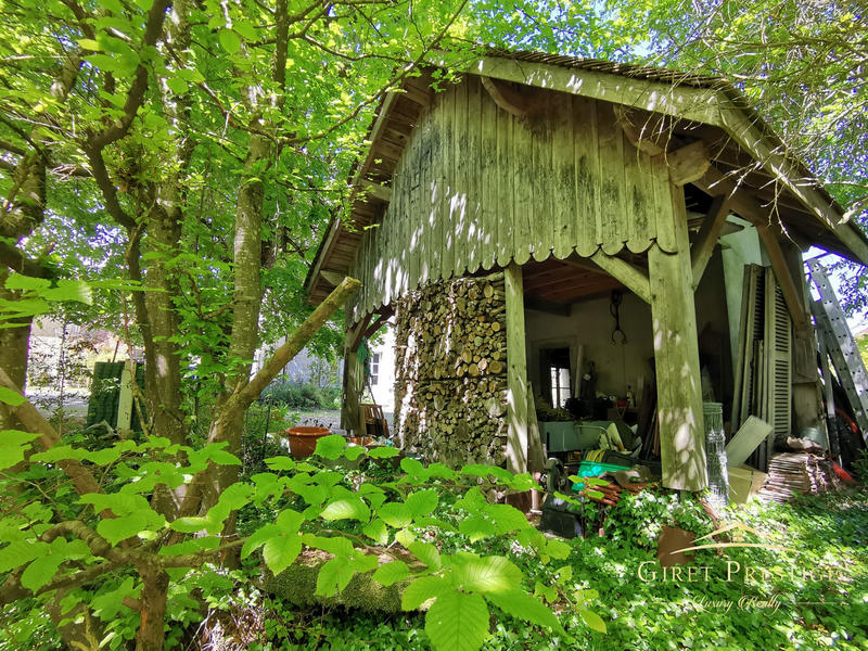 Maison - 600 m² - 12 pièces