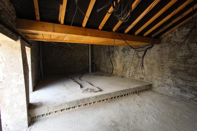 Grange - 138 m² - 4 pièces