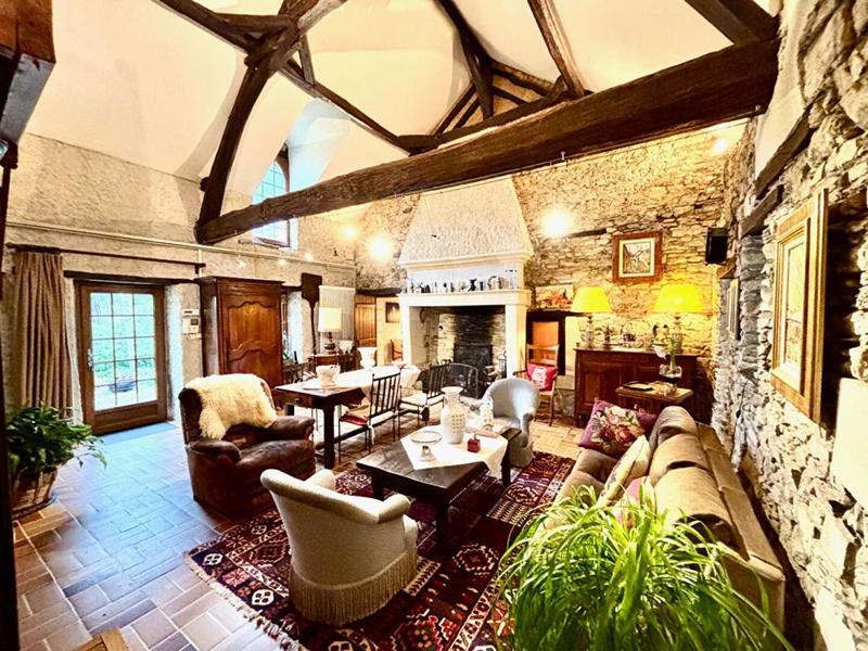 Maison - 175 m² - 6 pièces