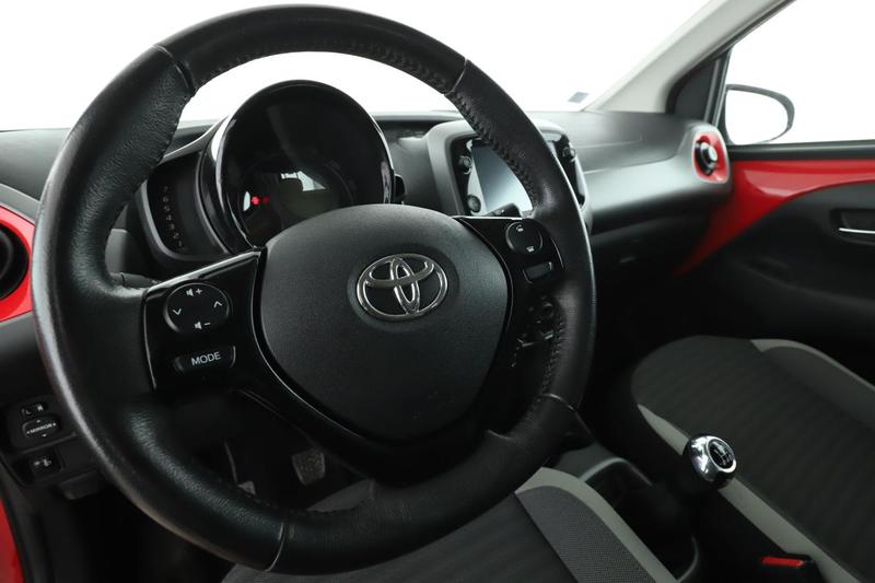 Toyota Aygo 1.0 Vvt-i X-Play 5p 72 ch