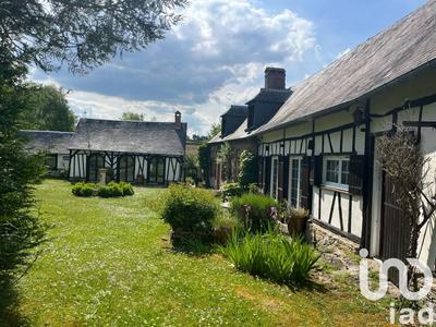 Maison - 244 m² - 5 pièces