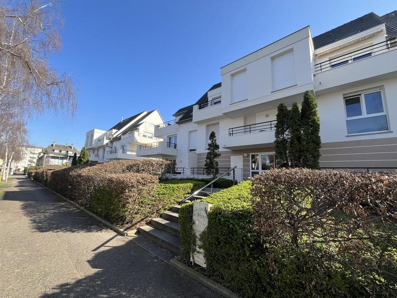 Appartement - 96 m² - 3 pièces