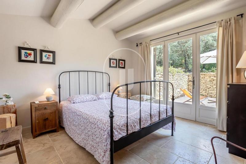 Villa - 261 m² - 10 pièces