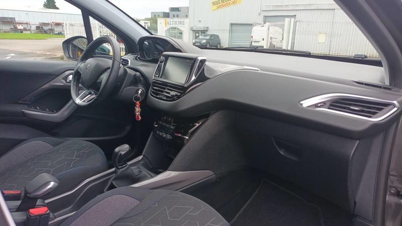 Peugeot 2008 1.2 PureTech 82 Style - Première main