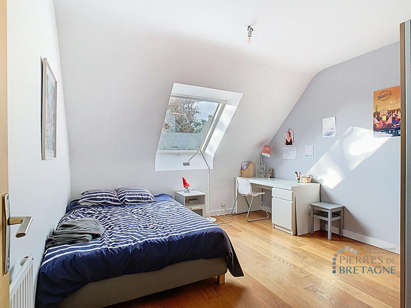 Maison - 166 m² - 6 pièces