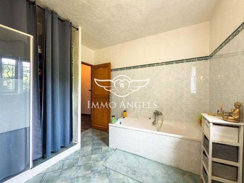 Maison - 134 m² - 5 pièces