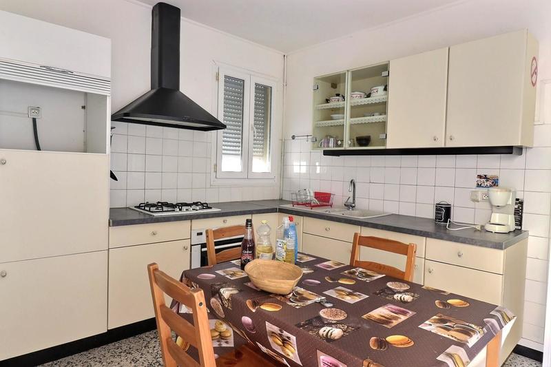 Immeuble - 327 m² - 24 pièces