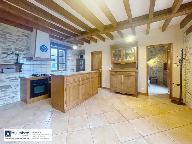 Maison ancienne - 210 m² - 6 pièces