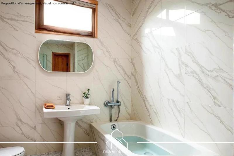 Maison - 140 m² - 6 pièces