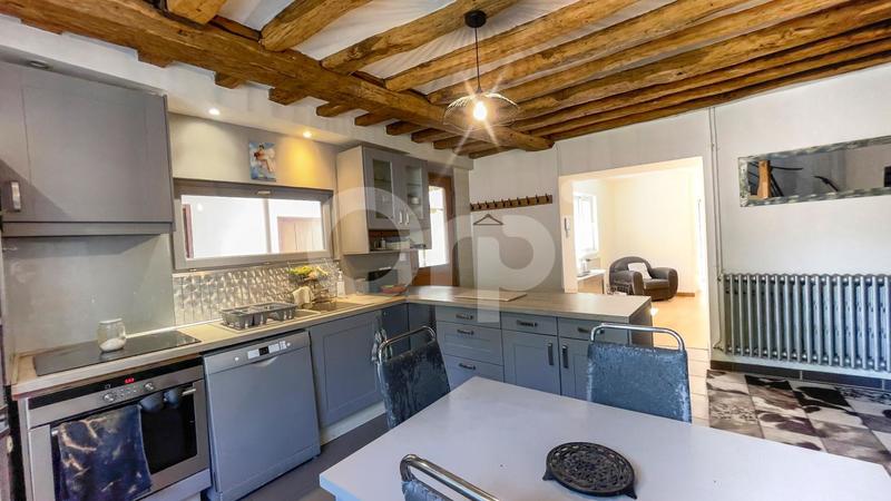 Maison - 110 m² - 5 pièces