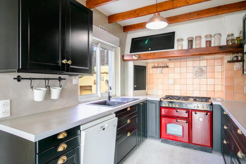 Maison - 140 m² - 5 pièces