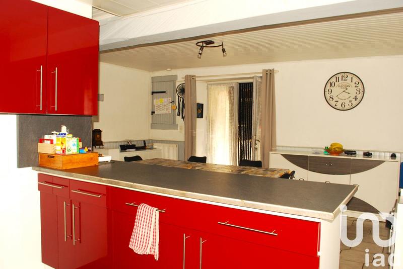 Maison - 280 m² - 11 pièces