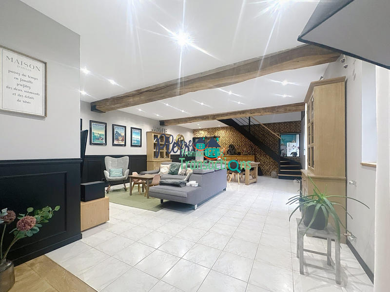 Maison - 191 m² - 6 pièces