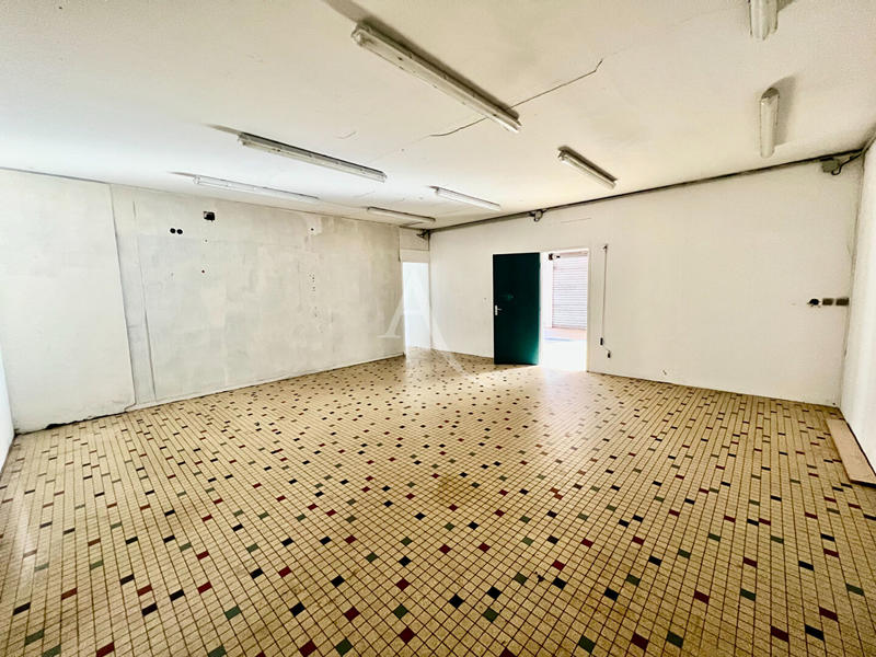 Local commercial - 86 m²