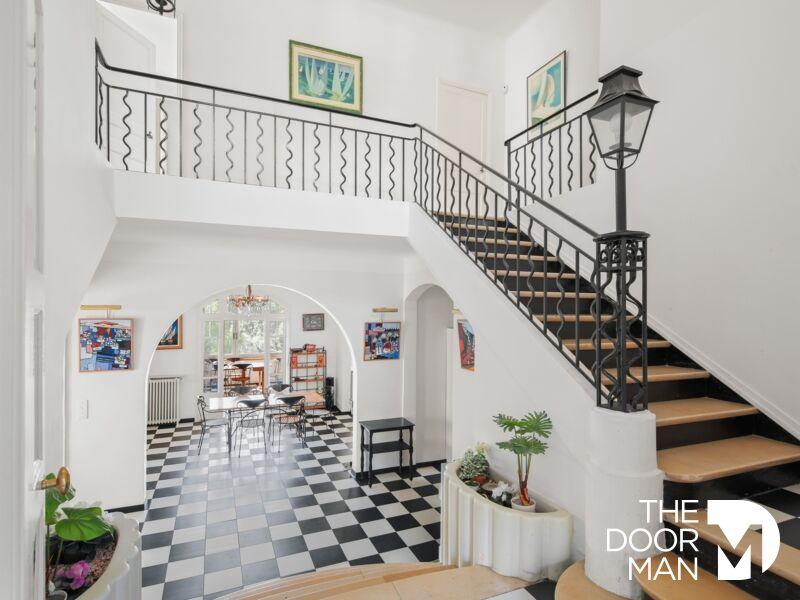 Maison de maîtres - 388 m² - 16 pièces