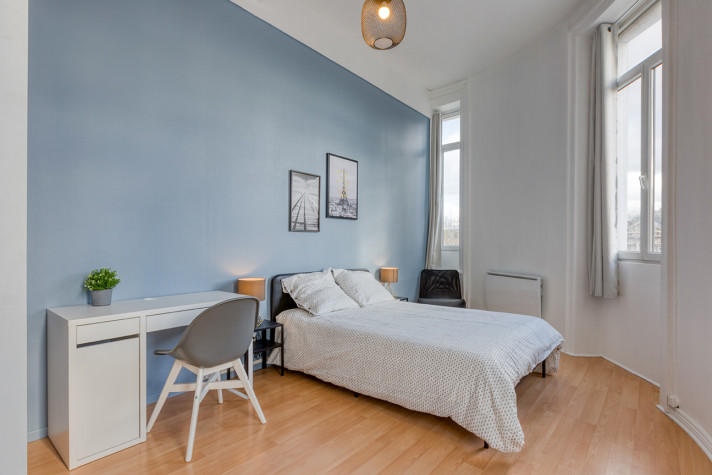 Appartement - 80 m² - 4 pièces