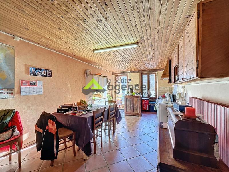 Maison - 130 m² - 10 pièces