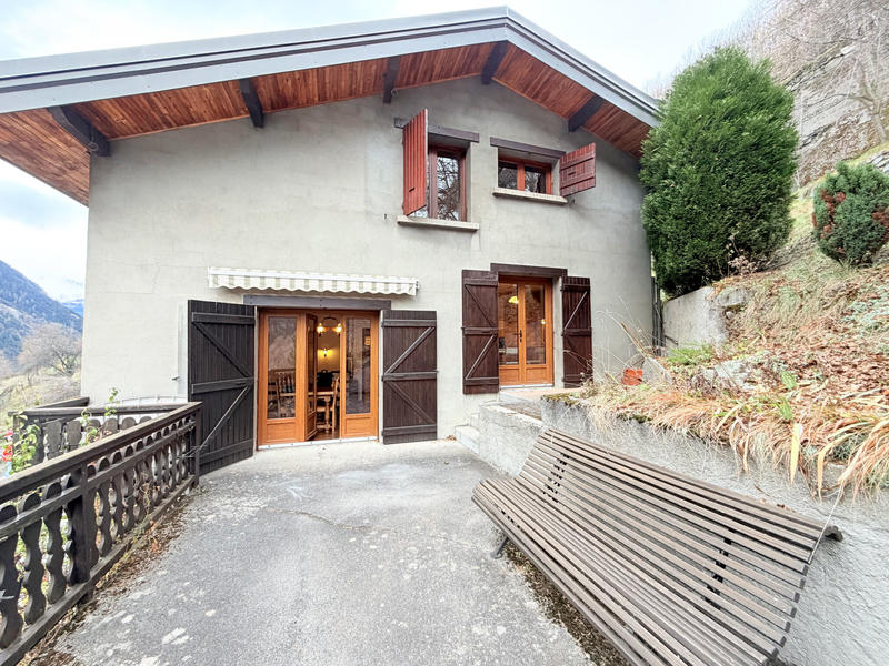 Maison - 147 m² - 6 pièces