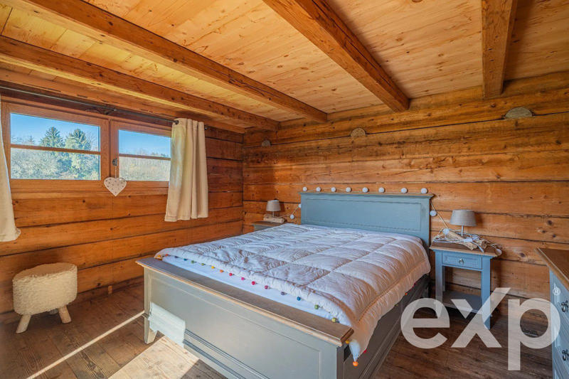 Maison - 393 m² - 12 pièces