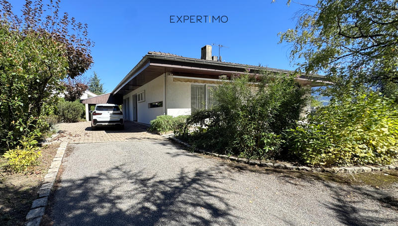 Propriété - 250 m² - 8 pièces