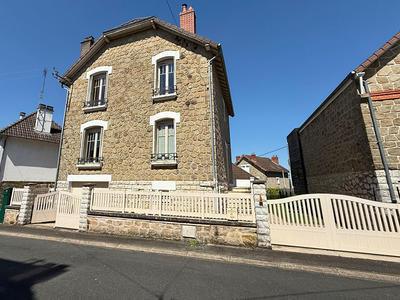 Maison - 120 m² - 7 pièces