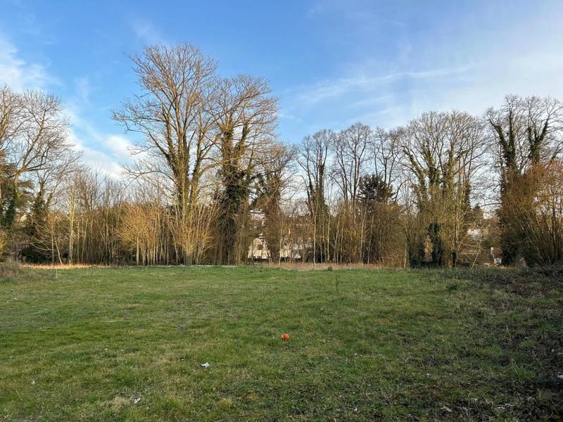 Terrain - 759 m²