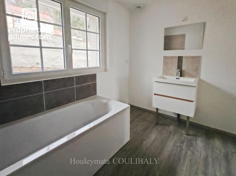 Maison - 76 m² - 4 pièces