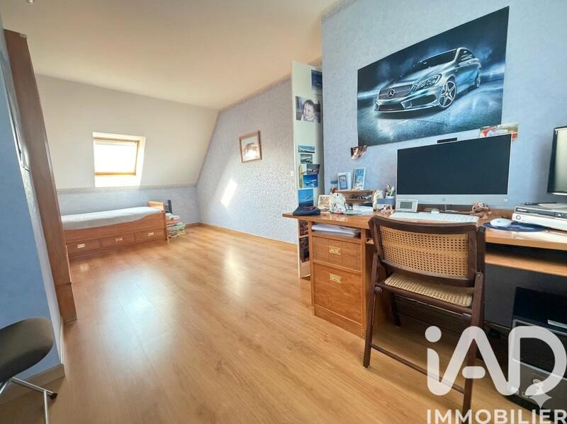 Maison - 87 m² - 5 pièces