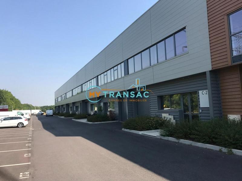 Local d'activités - 199 m²