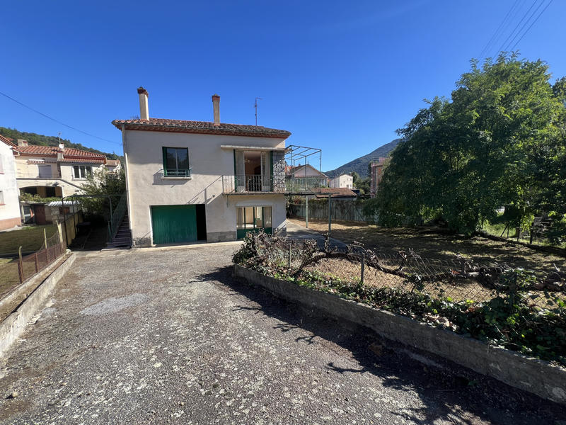 Maison - 139 m² - 9 pièces