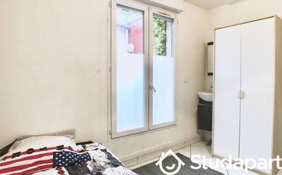 Chambre - 10 m² - 1 pièce