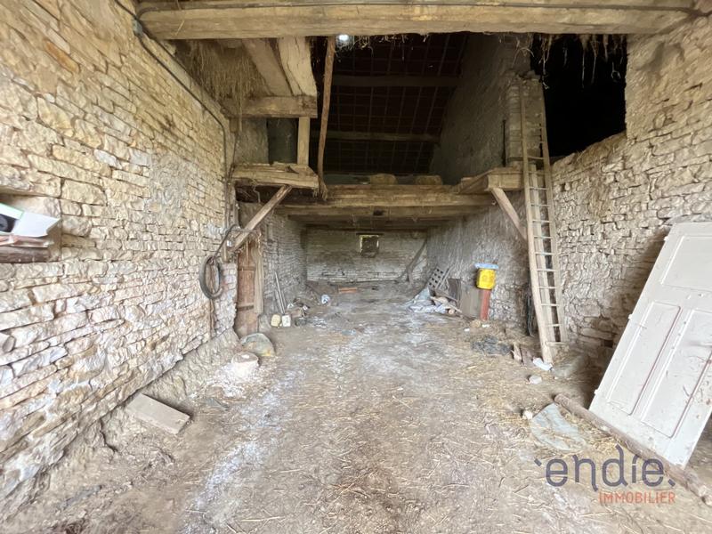 Corps de ferme - 400 m² - 4 pièces