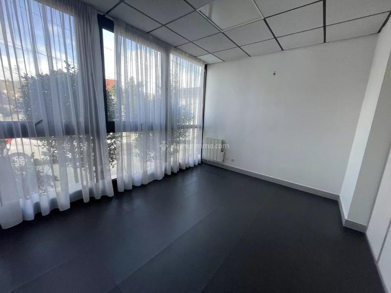 Local commercial - 50 m² - 2 pièces