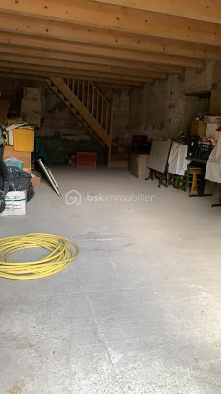 Maison ancienne - 353 m² - 8 pièces