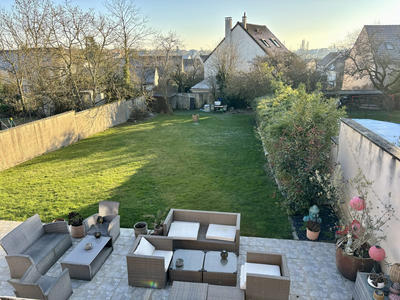 Maison - 129 m² - 7 pièces