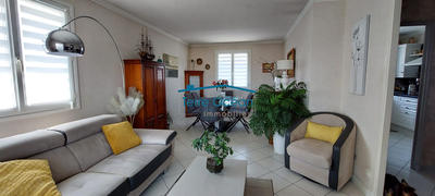 Maison traditionnelle - 130 m² - 5 pièces