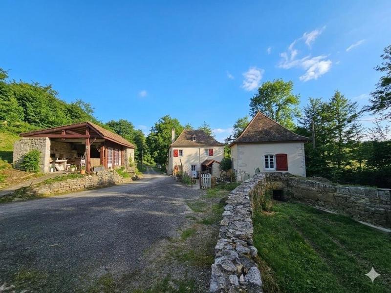 Moulin - 91 m² - 5 pièces