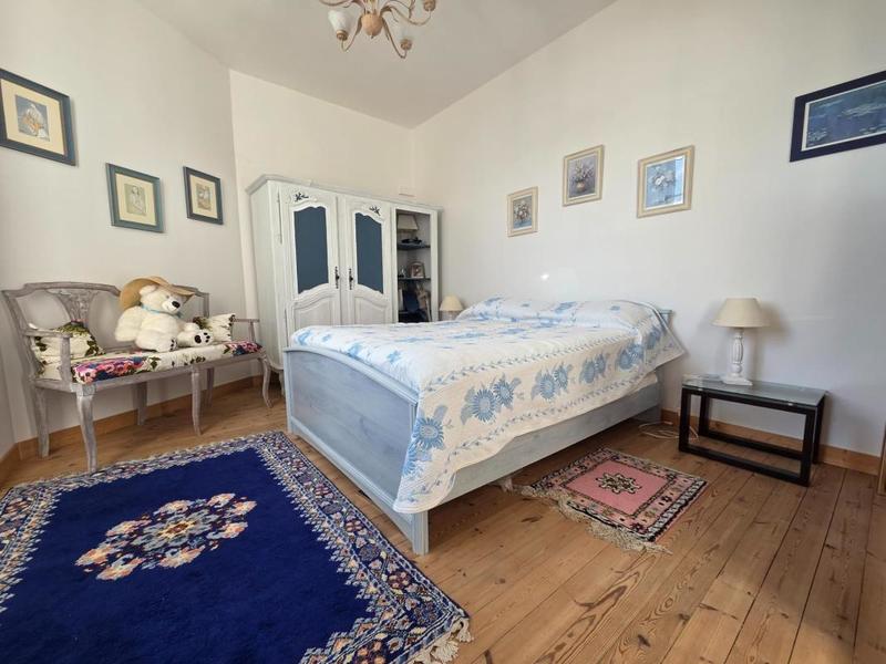 Maison - 194 m² - 7 pièces