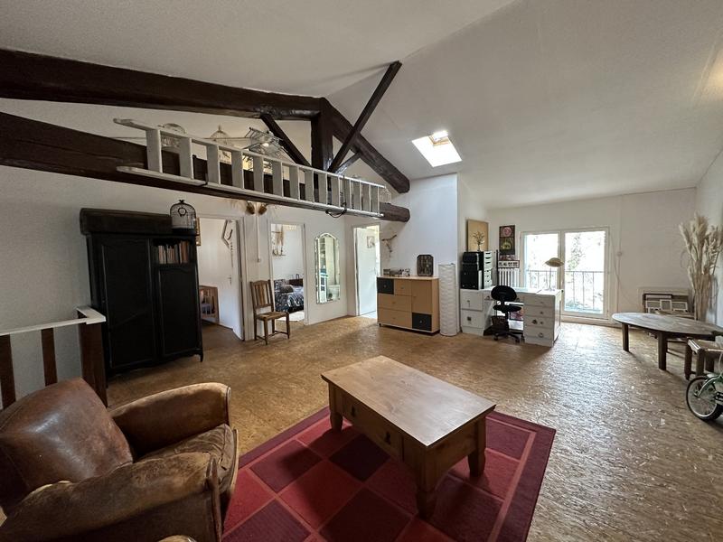 Maison de village - 215 m² - 9 pièces