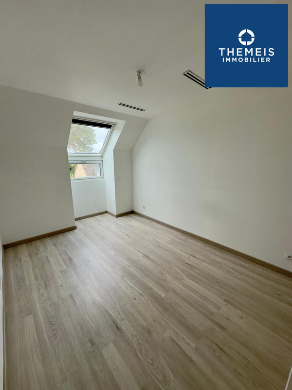 Maison - 81 m² - 5 pièces