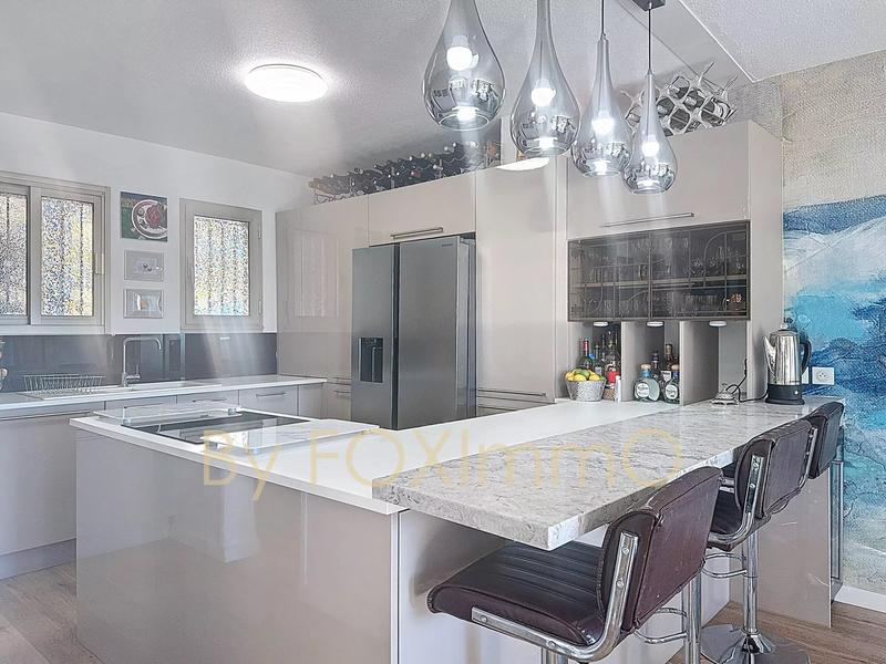 Appartement - 131 m² - 5 pièces