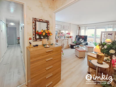 Appartement - 82 m² - 4 pièces