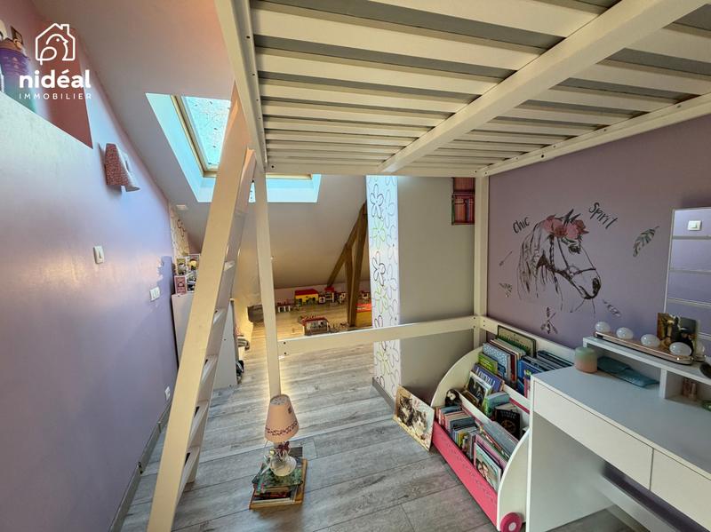 Maison - 196 m² - 6 pièces