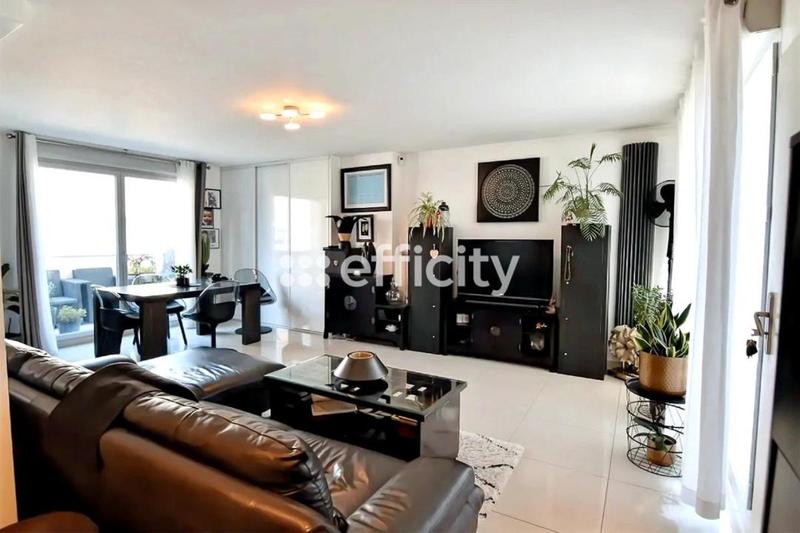 Duplex - 73 m² - 4 pièces