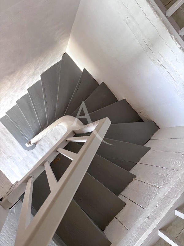 Maison - 186 m² - 6 pièces