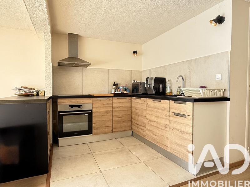 Maison - 145 m² - 9 pièces