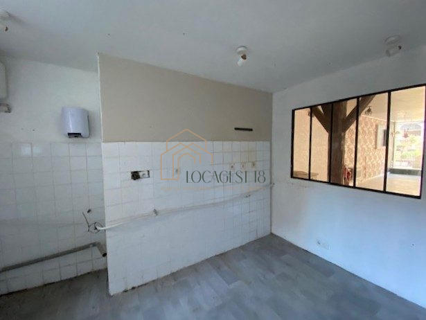 Local commercial - 72 m² - 2 pièces