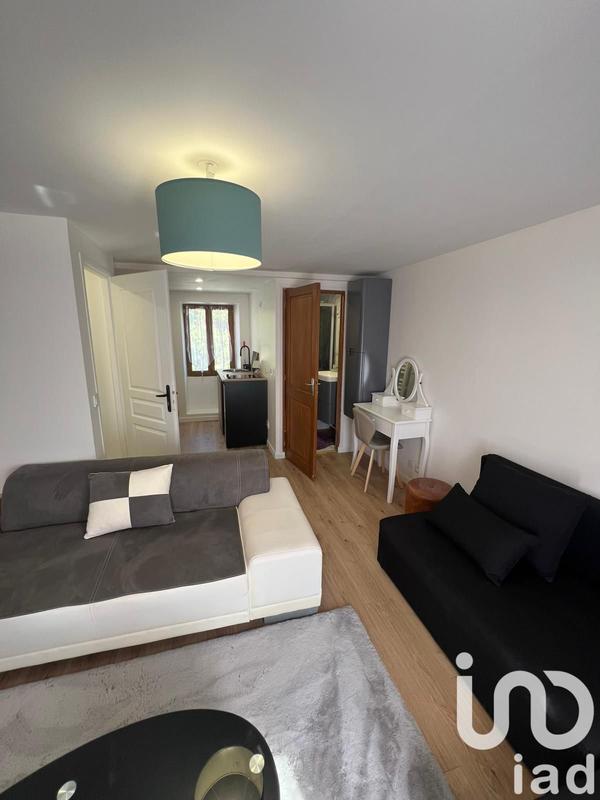 Maison - 292 m² - 10 pièces