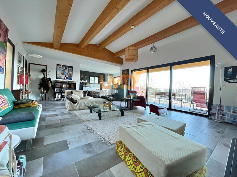 Maison - 125 m² - 5 pièces